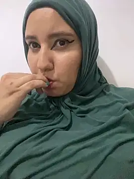 Snapshot of hannahayat chatting on February 1, 2025, 4:35 am hannahayat online show from February 1, 2025, 4:35 am