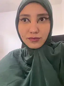 Snapshot of hannahayat chatting on October 7, 2025, 2:40 pm hannahayat online show from October 7, 2025, 2:40 pm