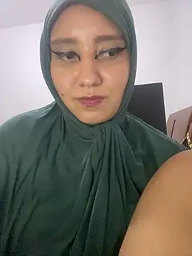 Snapshot of hannahayat chatting on November 14, 2025, 2:48 am hannahayat online show from November 14, 2025, 2:48 am