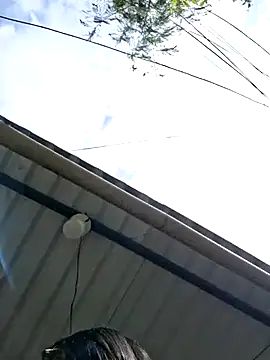 -VICKKY online show from April 20, 2026, 2:18 pm