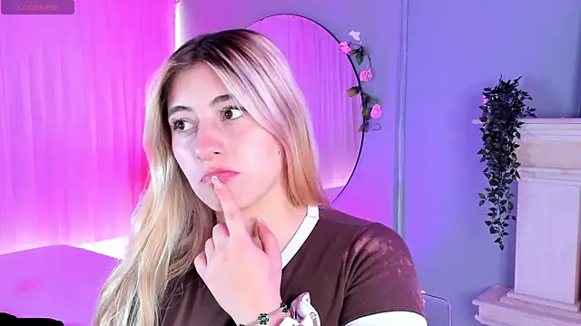 tiffany becker online show from April 20, 2026, 3:02 pm