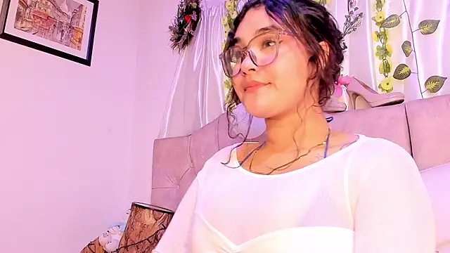 Chanelle  online show from November 14, 2025, 2:32 pm