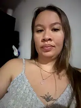 Snapshot of Emiily_lee chatting on June 29, 2026, 9:49 am Emiily lee online show from June 29, 2026, 9:49 am