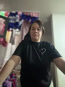 Emiily lee online show from December 18, 2025, 7:18 pm