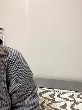 Snapshot of AnaWest chatting on November 16, 2025, 4:28 am AnaWest online show from November 16, 2025, 4:28 am