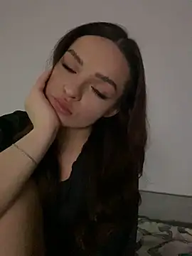 Snapshot of AnaWest chatting on September 15, 2025, 6:30 pm AnaWest online show from September 15, 2025, 6:30 pm