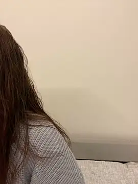 Snapshot of AnaWest chatting on November 10, 2025, 4:28 am AnaWest online show from November 10, 2025, 4:28 am