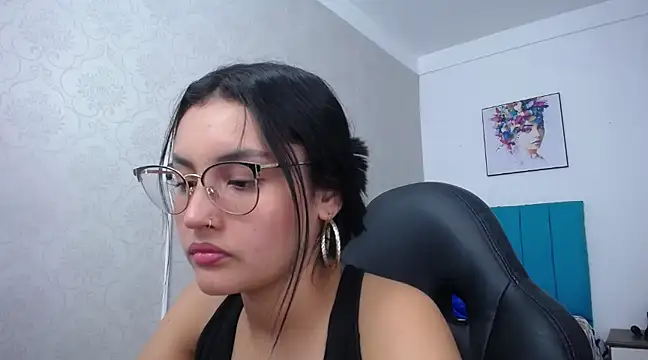 Snapshot of antonella_sweetlittle chatting on March 18, 2025, 3:33 pm antonella sweetlittle online show from March 18, 2025, 3:33 pm