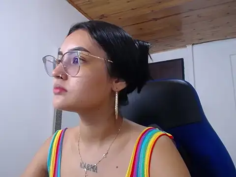 Snapshot of antonella_sweetlittle chatting on October 4, 2025, 12:39 pm antonella sweetlittle online show from October 4, 2025, 12:39 pm