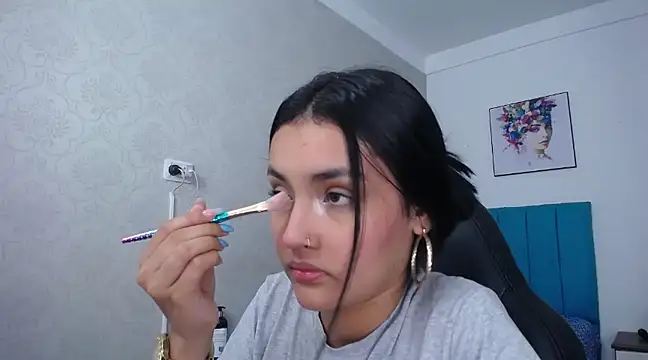 Snapshot of antonella_sweetlittle chatting on March 16, 2025, 3:28 pm antonella sweetlittle online show from March 16, 2025, 3:28 pm