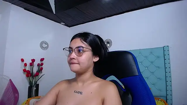 antonella sweetlittle online show from March 4, 2026, 12:02 pm