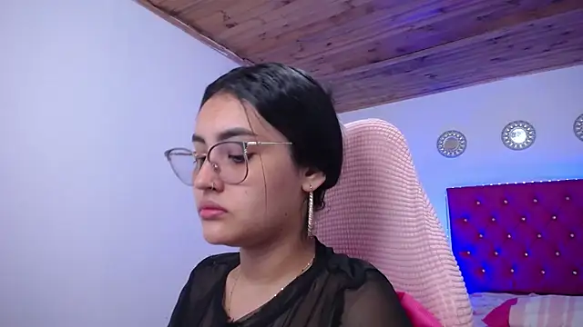 Snapshot of antonella_sweetlittle chatting on November 14, 2025, 12:31 pm antonella sweetlittle online show from November 14, 2025, 12:31 pm