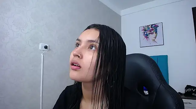 Snapshot of antonella_sweetlittle chatting on March 20, 2025, 12:43 pm antonella sweetlittle online show from March 20, 2025, 12:43 pm