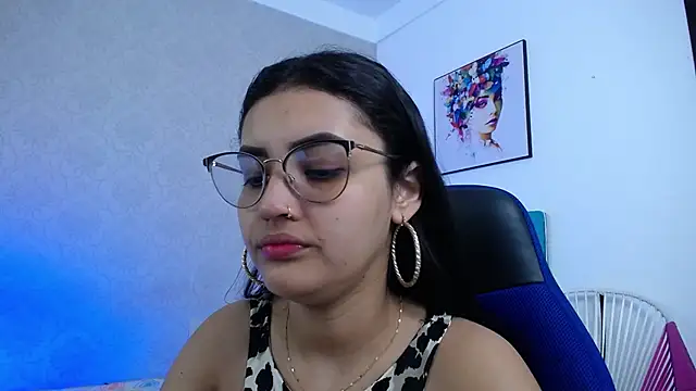 Snapshot of antonella_sweetlittle chatting on November 23, 2025, 12:04 pm antonella sweetlittle online show from November 23, 2025, 12:04 pm