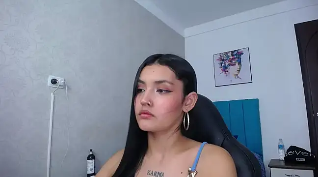 Snapshot of antonella_sweetlittle chatting on March 15, 2025, 6:32 pm antonella sweetlittle online show from March 15, 2025, 6:32 pm