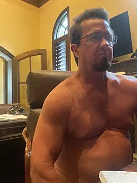 sluttydylan online show from November 18, 2025, 8:01 pm