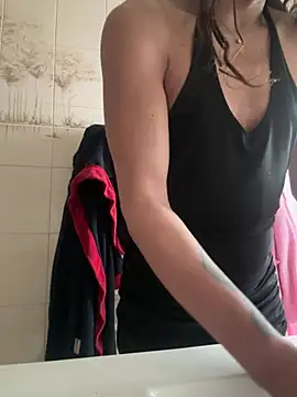 LadyVenere online show from February 16, 2025, 2:21 pm