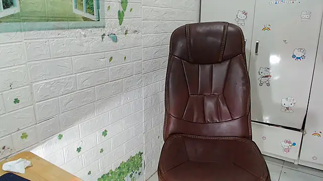 Snapshot of Soul6996 chatting on November 17, 2025, 2:37 am Soul6996 online show from November 17, 2025, 2:37 am