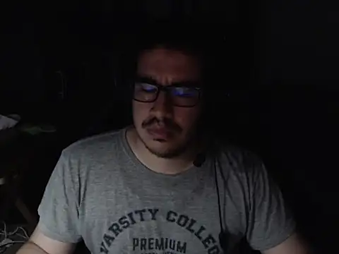 thealfawolf01 online show from January 15, 2026, 12:14 am