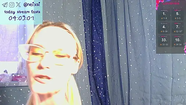 Snapshot of ixsi chatting on February 20, 2026, 9:44 am ixsi online show from February 20, 2026, 9:44 am