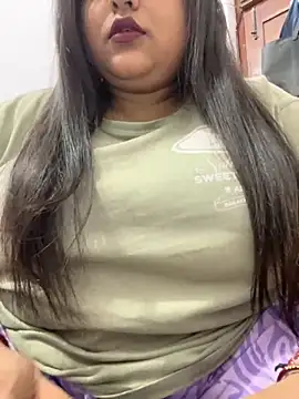 smile pretty online show from September 11, 2025, 5:24 pm