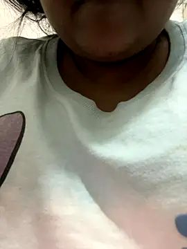 smile pretty online show from October 2, 2025, 2:42 pm