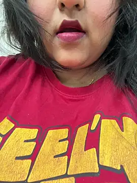 smile pretty online show from January 12, 2026, 4:47 pm