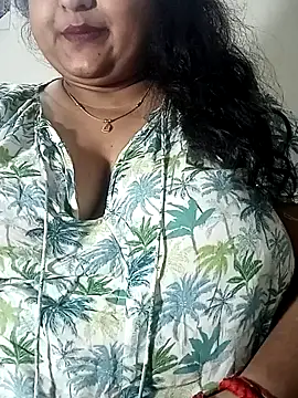 smile pretty online show from January 6, 2025, 6:20 pm