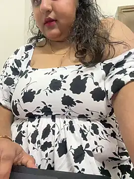 smile pretty online show from February 19, 2025, 8:41 pm