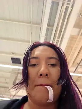 Snapshot of Blushing_Katy chatting on December 17, 2025, 12:04 am Blushing Katy online show from December 17, 2025, 12:04 am