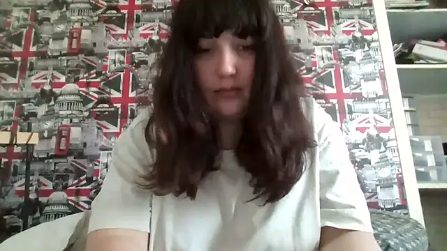 Snapshot of Lynylou chatting on September 29, 2025, 11:16 am Lynylou online show from September 29, 2025, 11:16 am