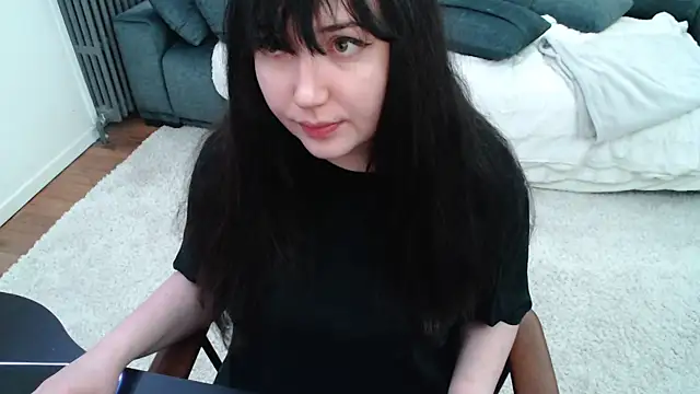 Snapshot of Lynylou chatting on February 26, 2025, 6:19 am Lynylou online show from February 26, 2025, 6:19 am