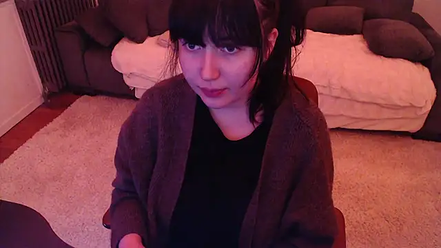 Snapshot of Lynylou chatting on February 21, 2025, 5:09 pm Lynylou online show from February 21, 2025, 5:09 pm