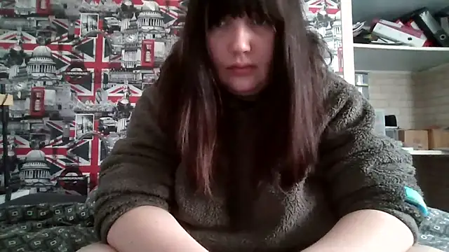 Snapshot of Lynylou chatting on September 27, 2025, 9:26 am Lynylou online show from September 27, 2025, 9:26 am