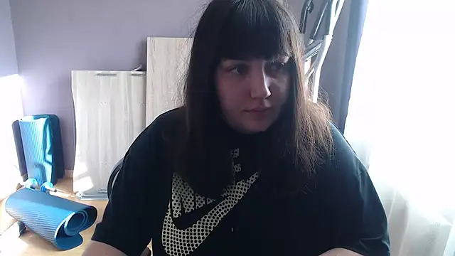 Snapshot of Lynylou chatting on September 11, 2025, 8:03 am Lynylou online show from September 11, 2025, 8:03 am