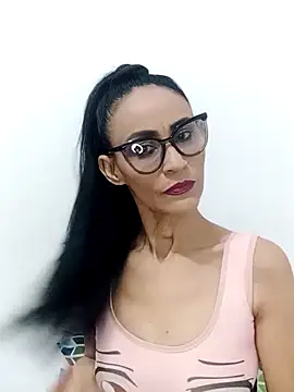 Snapshot of BarbaraMature chatting on December 5, 2025, 5:00 pm BarbaraMature online show from December 5, 2025, 5:00 pm