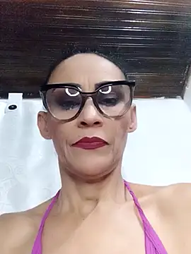 Snapshot of BarbaraMature chatting on September 13, 2025, 7:58 pm BarbaraMature online show from September 13, 2025, 7:58 pm