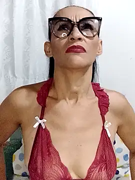 Snapshot of BarbaraMature chatting on September 19, 2025, 6:01 pm BarbaraMature online show from September 19, 2025, 6:01 pm