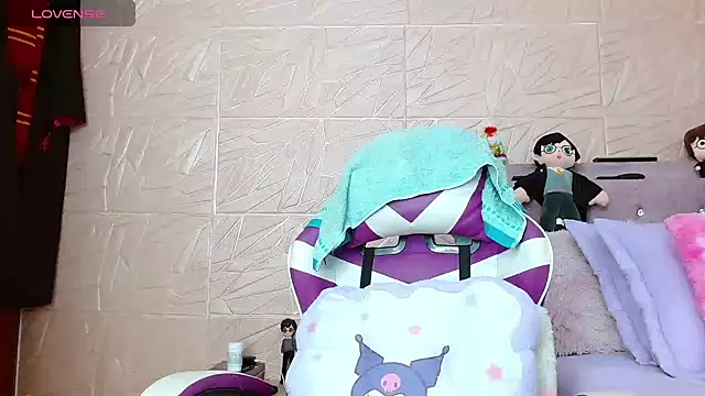 Snapshot of kendallsweet7 chatting on November 12, 2025, 2:10 pm kendallsweet7 online show from November 12, 2025, 2:10 pm