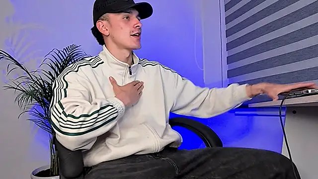 Snapshot of bastia_noooo chatting on September 20, 2025, 3:22 am bastia noooo online show from September 20, 2025, 3:22 am