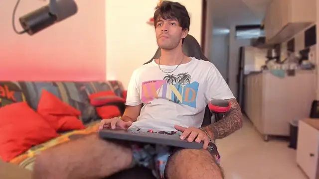 justin stark7 online show from November 20, 2025, 6:19 pm