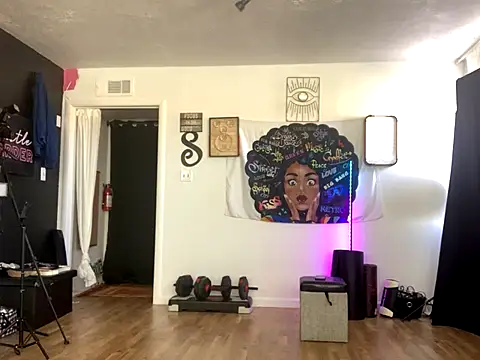 bigshh8 online show from September 26, 2025, 6:37 pm