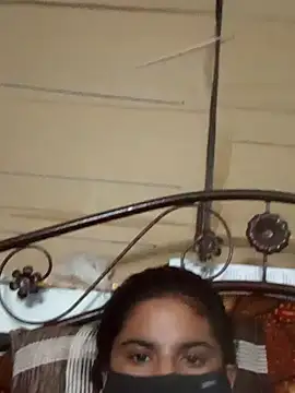 hotrasina online show from February 15, 2025, 2:11 pm