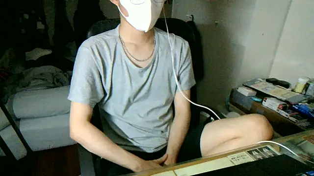 Snapshot of max5388 chatting on June 30, 2026, 4:29 pm max5388 online show from June 30, 2026, 4:29 pm