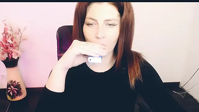 Lizzy Love online show from September 10, 2025, 6:29 pm