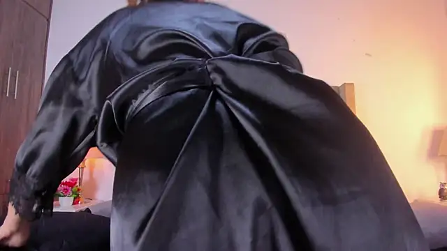 Snapshot of allisson_m chatting on November 6, 2025, 12:09 pm allisson m online show from November 6, 2025, 12:09 pm