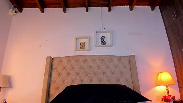 allisson m online show from February 24, 2026, 12:06 pm