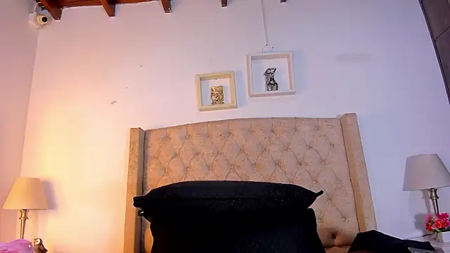 allisson m online show from February 17, 2026, 12:13 pm