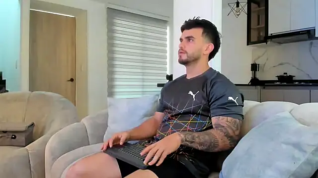 Ricardogo19 online show from February 18, 2026, 12:34 pm