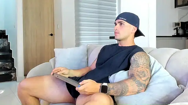 Ricardogo19 online show from May 16, 2026, 6:40 pm
